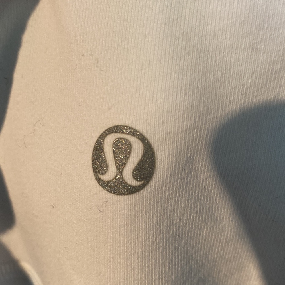 Lululemon Racerback Tank size 6 - Picture 3 of 4